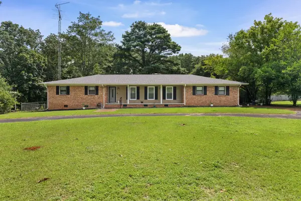 1644 Co Rd 24, Florence, AL 35633