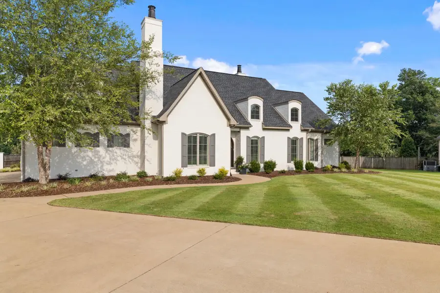 103 Noah Dr, Tuscumbia, AL 35674 - #3