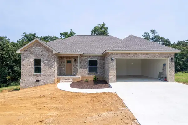 177 Cox Cemetery Rd, Killen, AL 35645