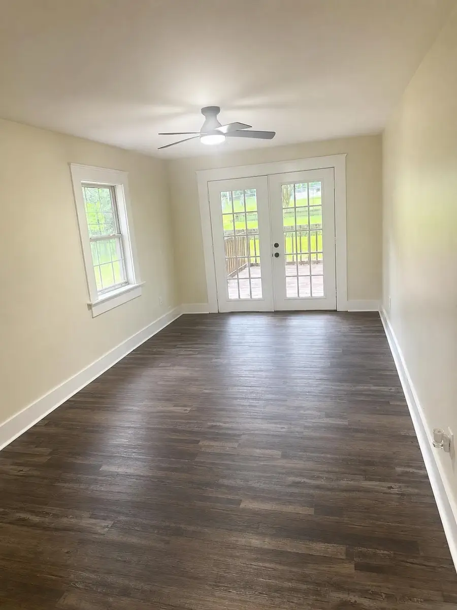 207 Garfield Ave, Florence, AL 35630 - #2
