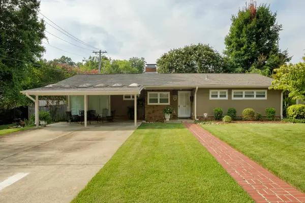 110 Hawthorne St, Florence, AL 35630