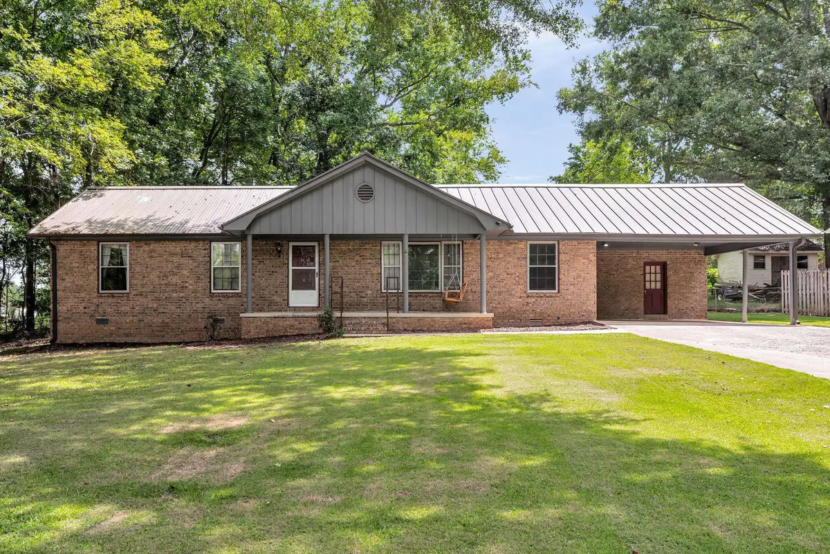 302 Co Rd 455, Killen, AL 35645 - #1