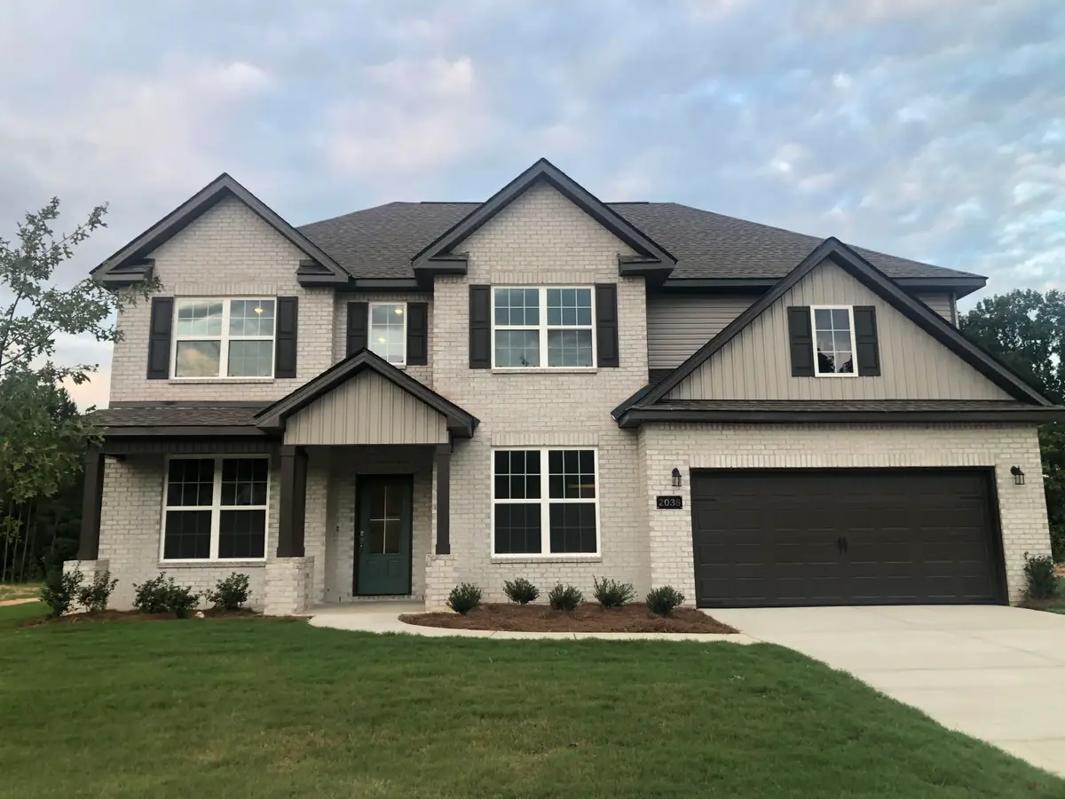 2042 Raspberry Ln, Cullman, AL 35058 - #1
