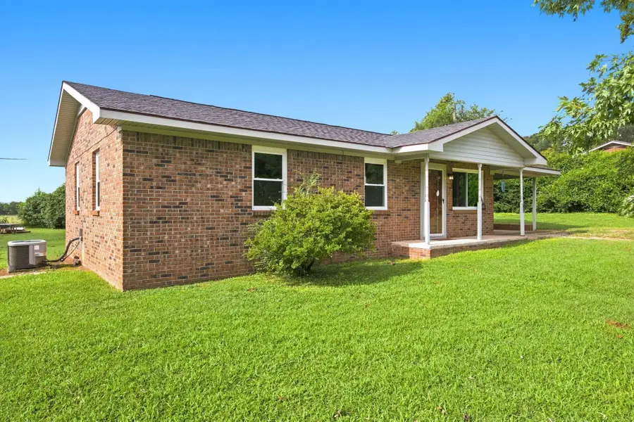 107 Kelly Dr, Russellville, AL 35653 - #3