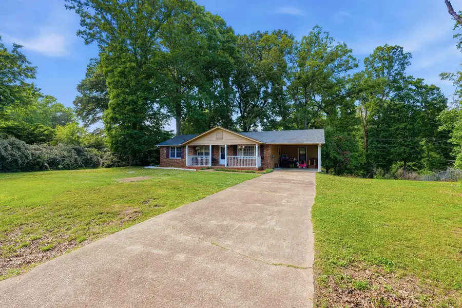 513 Rivermont Rd, Florence, AL 35634 - #3