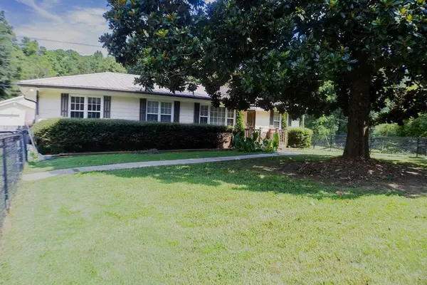 2555 Shady Grove Rd, Adamsville, AL 35005