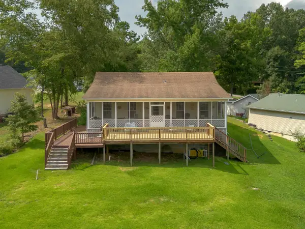9740 Sergeant Holden Ln, Athens, AL 35614