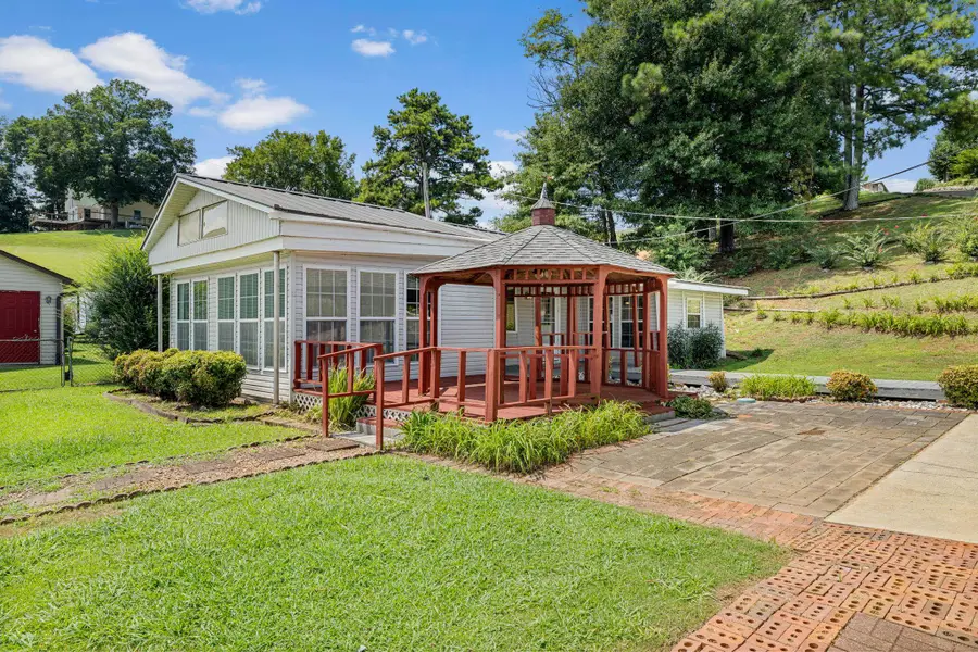 420 Point Rd, Muscle Shoals, AL 35661 - #2