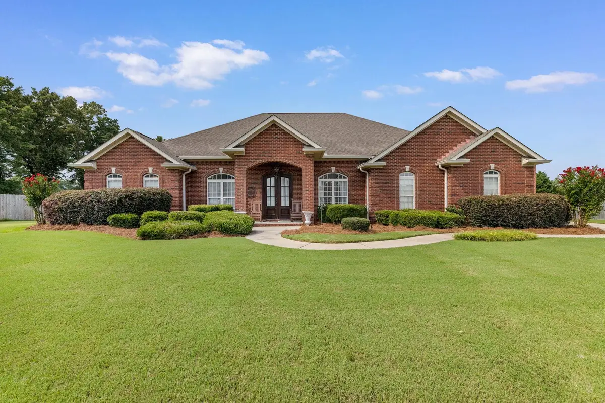 106 Gibbs Ct, Tuscumbia, AL 35674 - #1