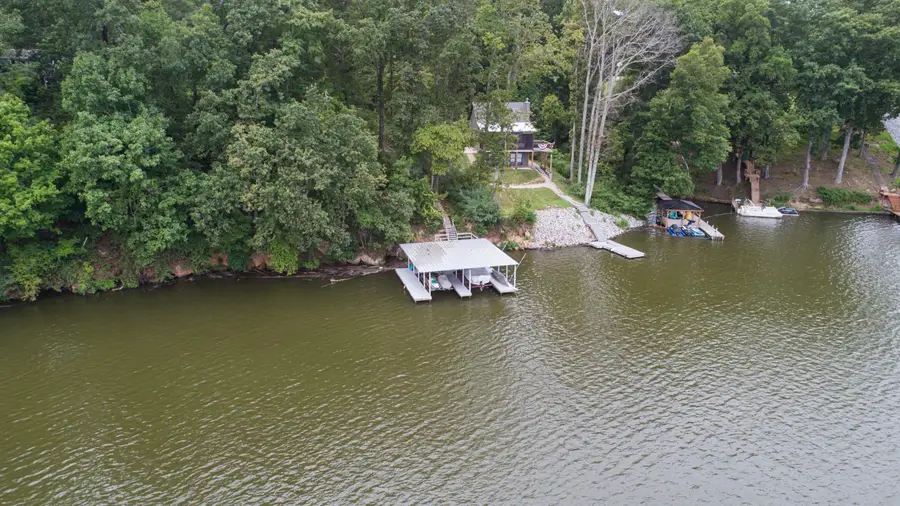 750 Bluff Dr, Rogersville, AL 35652 - #3