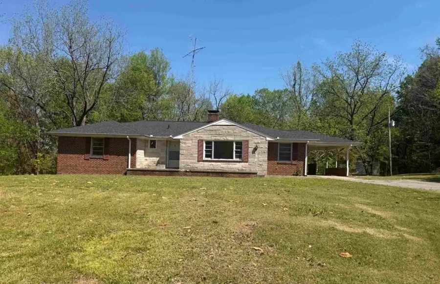 5470 Frankfort Rd, Tuscumbia, AL 35674 - #2