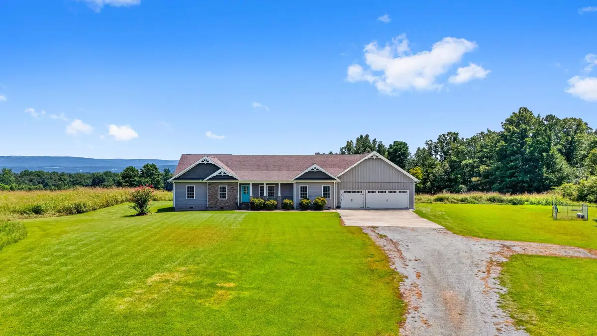 450 Swann Bridge Rd, Hayden, AL 35079 - #1