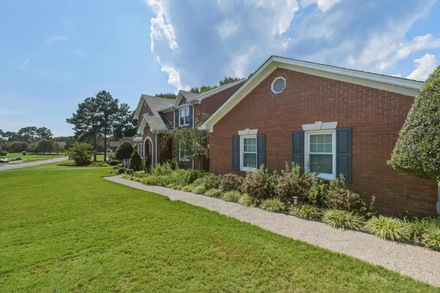 9215 Turtle Point Dr, Killen, AL 35645 - #3