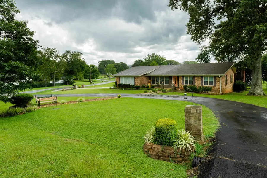 158 Duncan Dr, Russellville, AL 35654 - #2