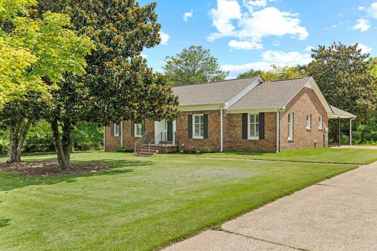 530 Rose St, Rogersville, AL 35652 - #1
