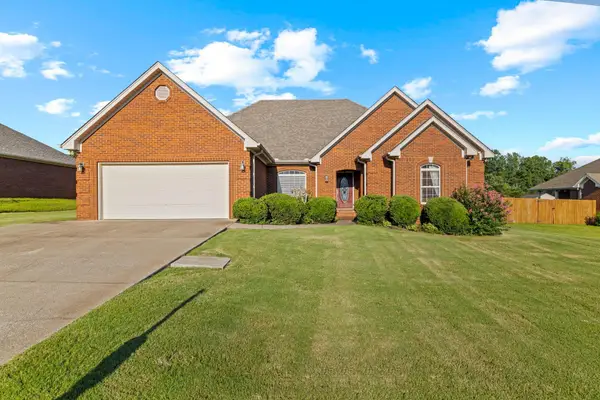 107 Wheaton Ct, Florence, AL 35633