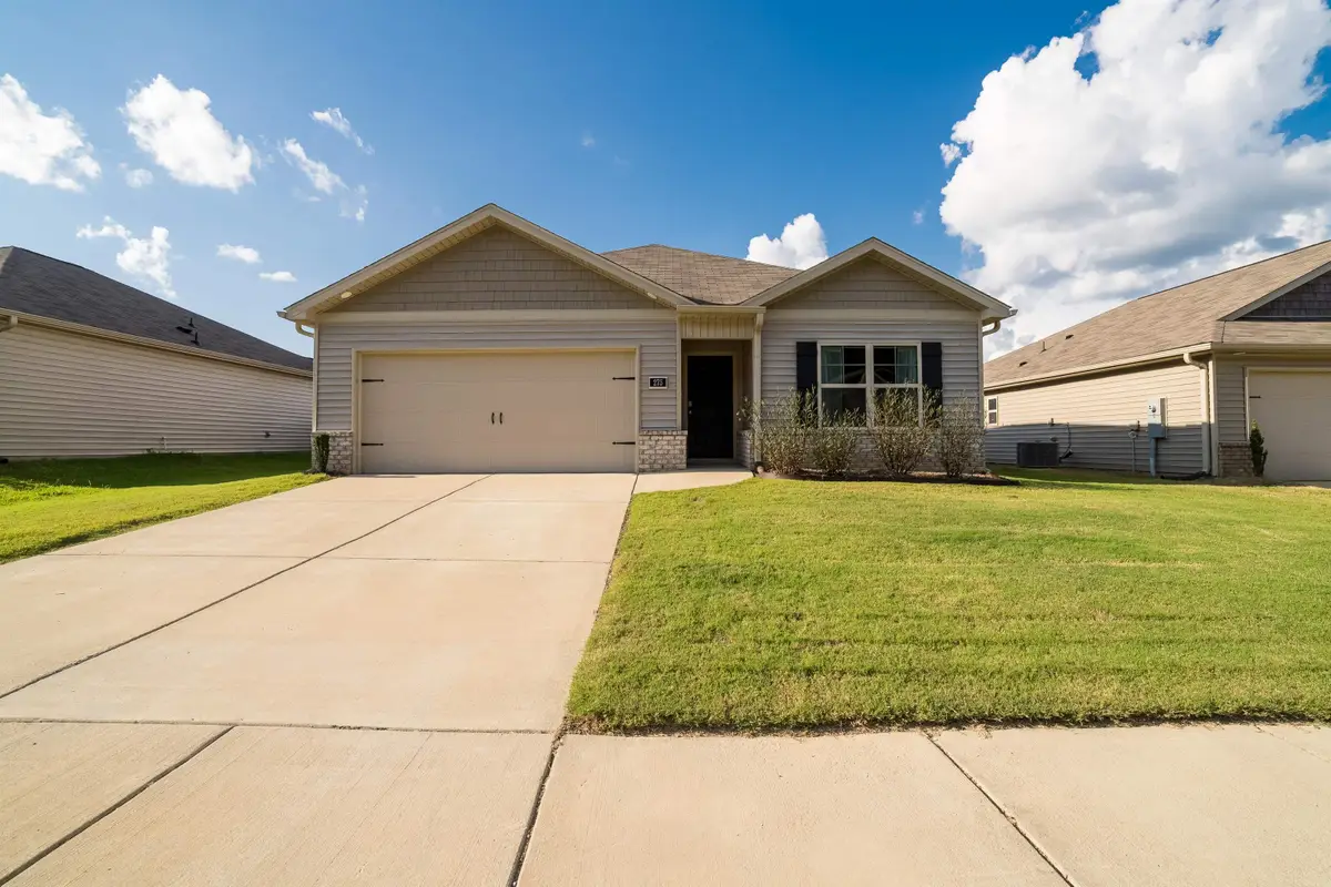 275 Ashland Dr, Hanceville, AL 35077 - #1