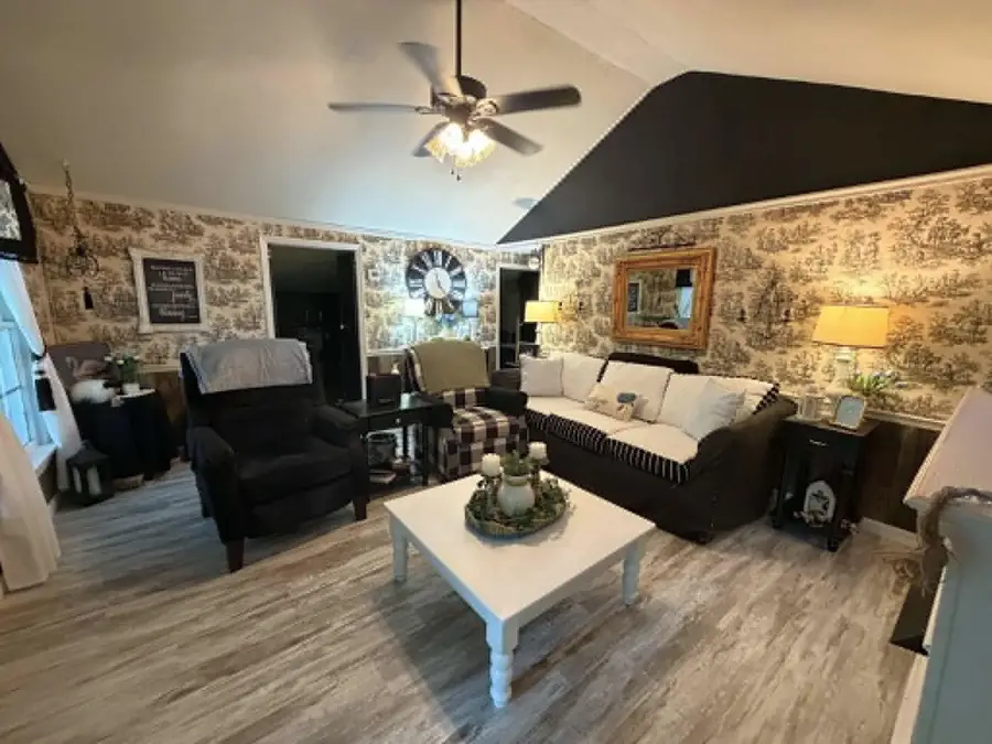 625 Co Rd 1220, Falkville, AL 35622 - #2