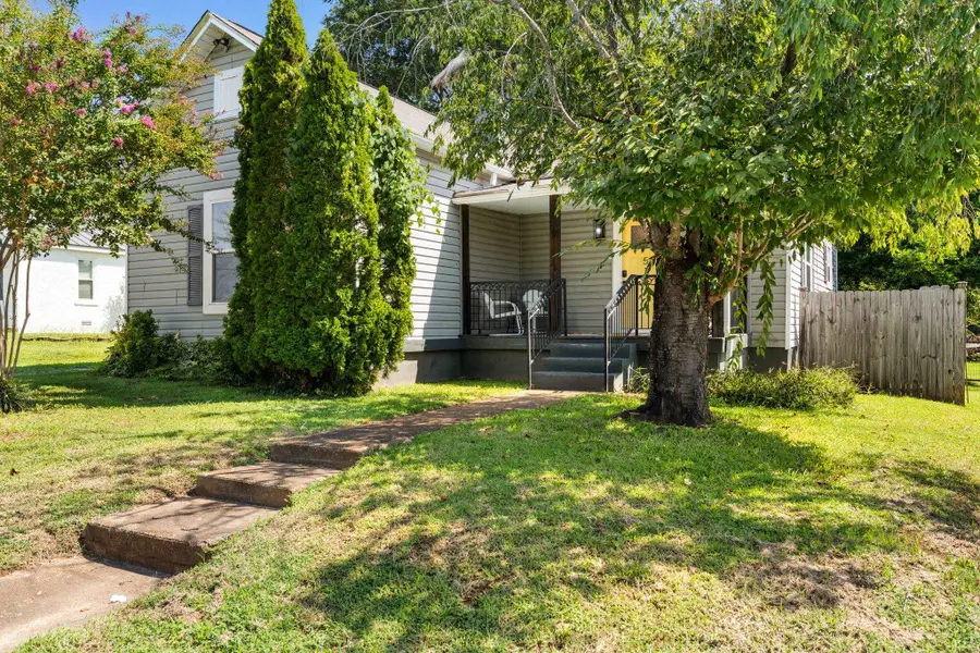 517 Industry St, Florence, AL 35630 - #3