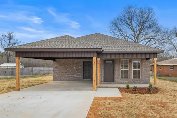 304 Markate Ave, Muscle Shoals, AL 35661