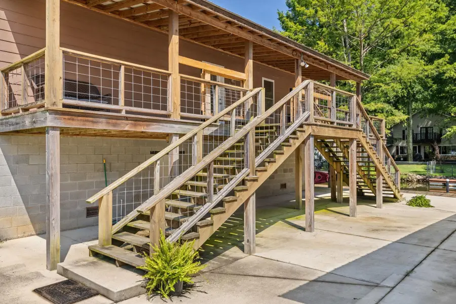 151 Bluffview Dr, Florence, AL 35634 - #3