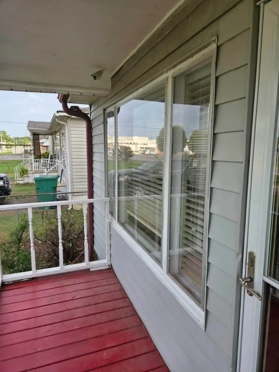 1111 W 11th St, Sheffield, AL 35660 - #2