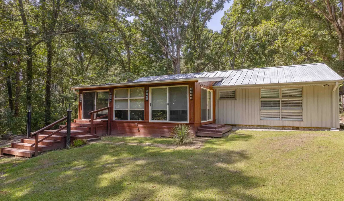 1627 Ridge Ave, Florence, AL 35630 - #1