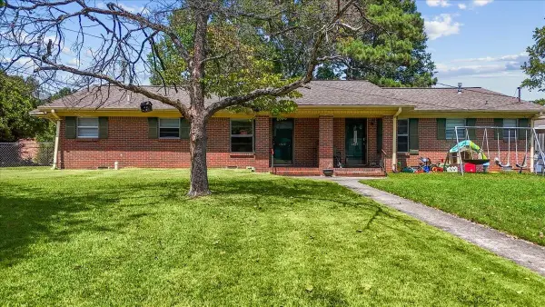 1517 Grape St, Cullman, AL 35058