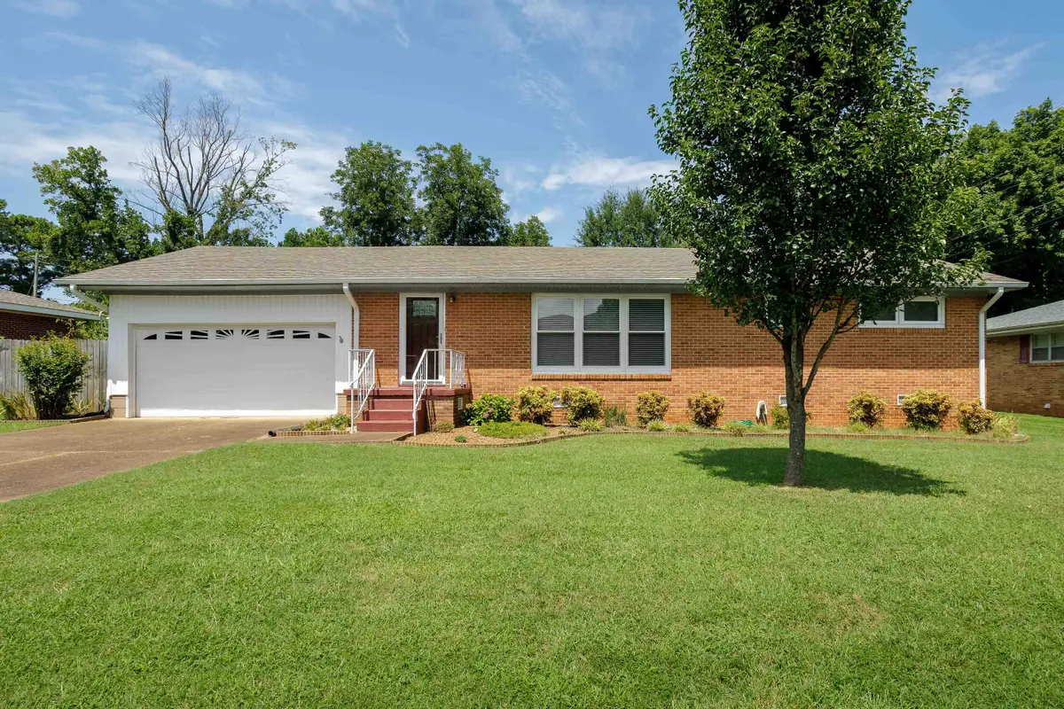 1910 Holiday Dr, Florence, AL 35630 - #1