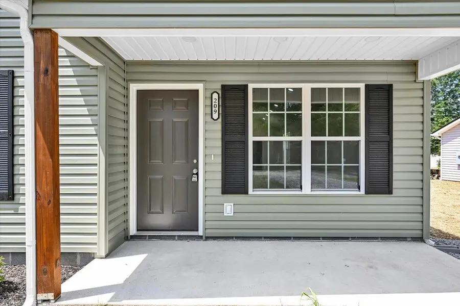 209 Dean Ave, Hanceville, AL 35077 - #2