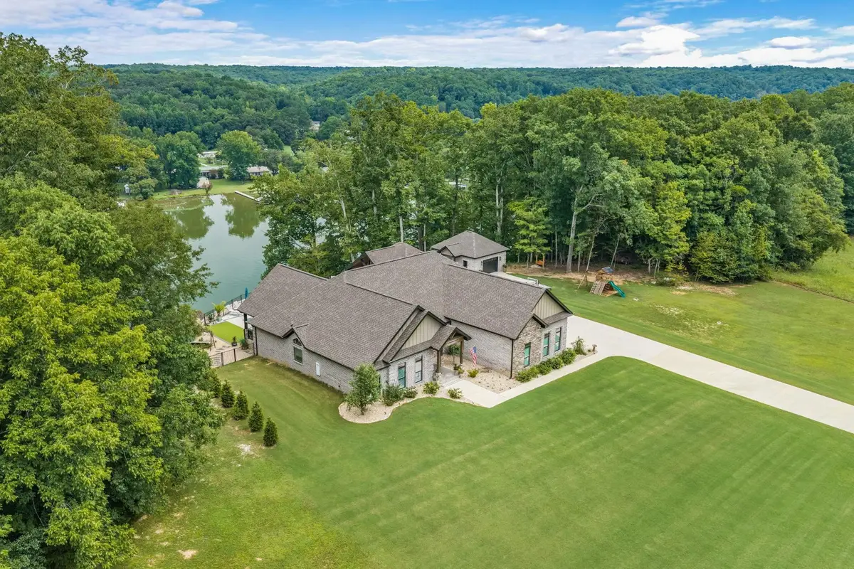 268 Cliffpoint Dr, Florence, AL 35634 - #1