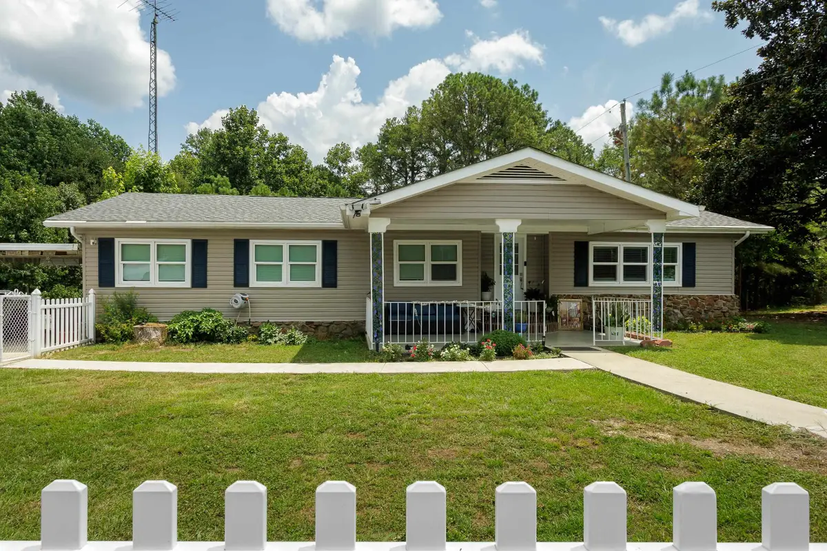 290 Pentecostal Church Rd, Haleyville, AL 35565 - #1
