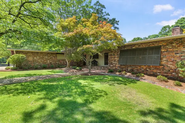 1537 Woodard Mountain Dr, Cullman, AL 35055