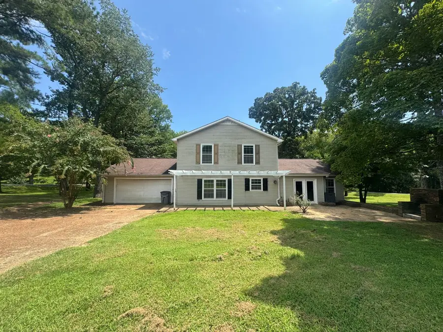 311 Kensington Ln, Killen, AL 35645 - #2