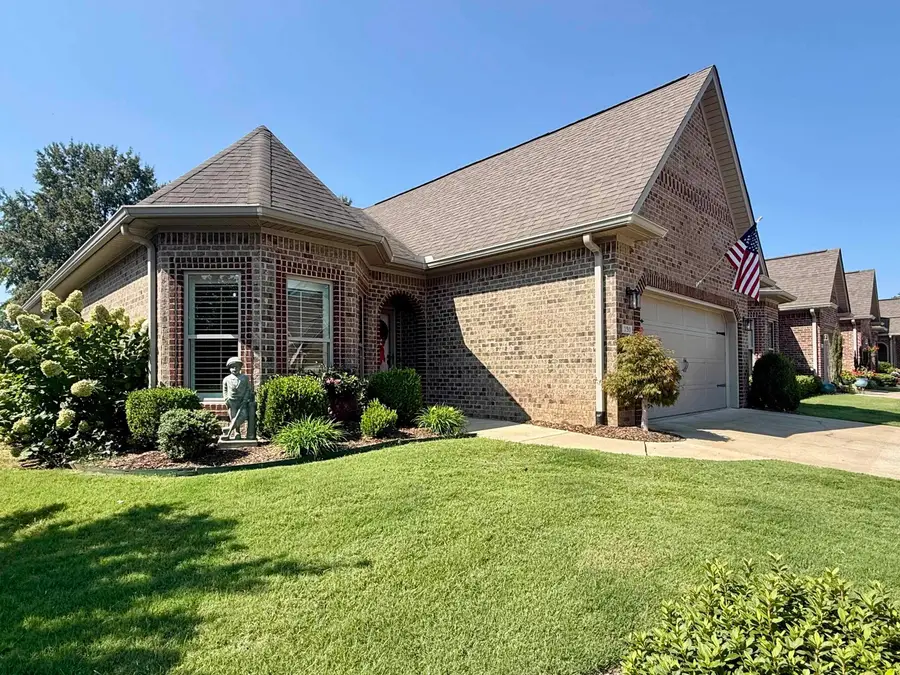 150 Cottage Ln, Florence, AL 35634 - #2