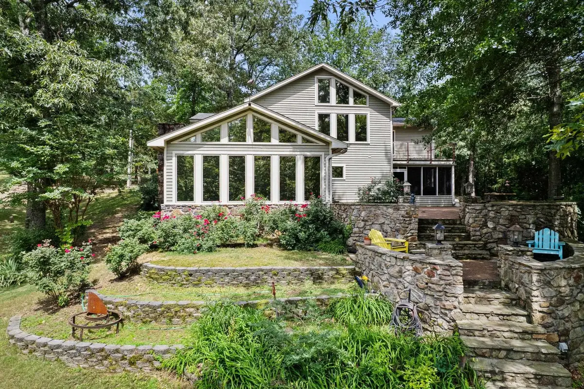245 Riverview Cr, Cherokee, AL 35616 - #1