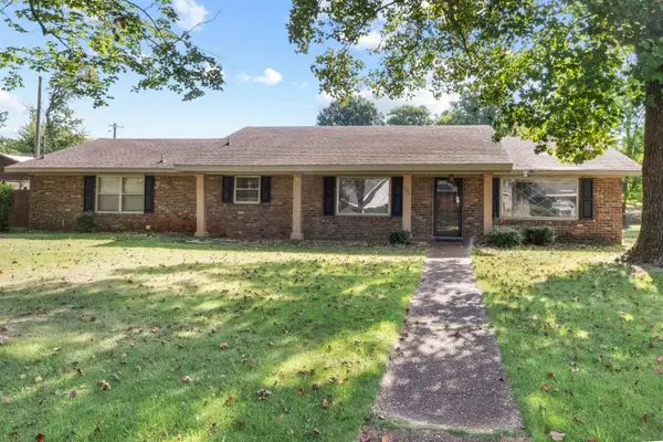 501 W Lakeside Dr, Florence, AL 35630