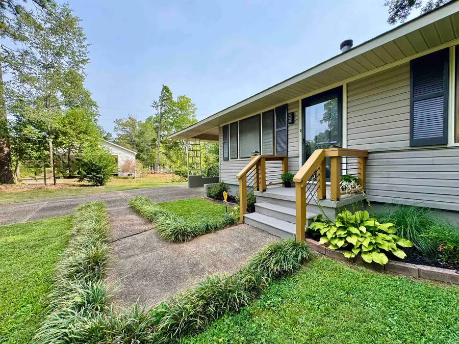 2108 Sherrod Ave, Florence, AL 35630 - #2
