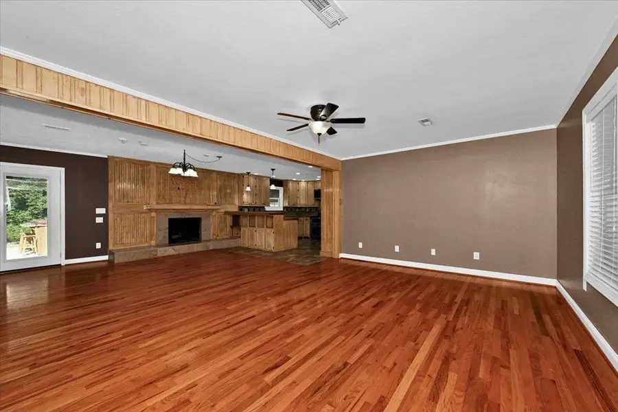 1601 Pleasant Valley Dr, Pell City, AL 35125 - #3