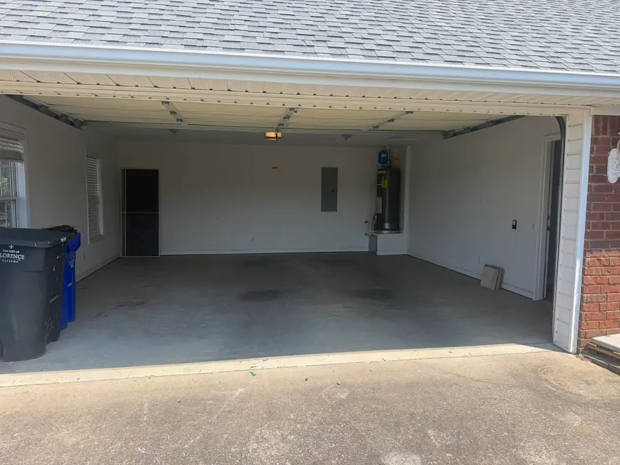 216 Dunolly Ln, Florence, AL 35633 - #3