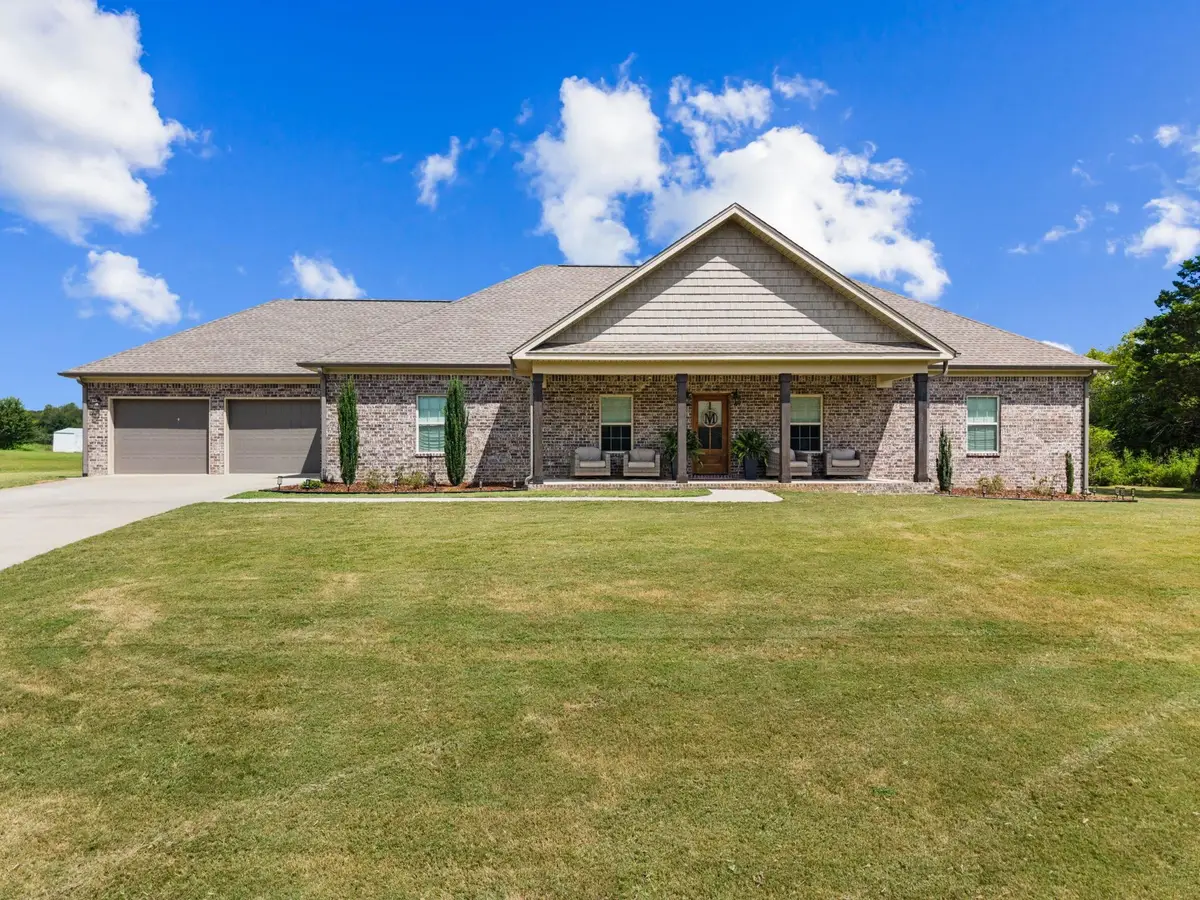 277 Mill Creek Ct, Leighton, AL 35646 - #1