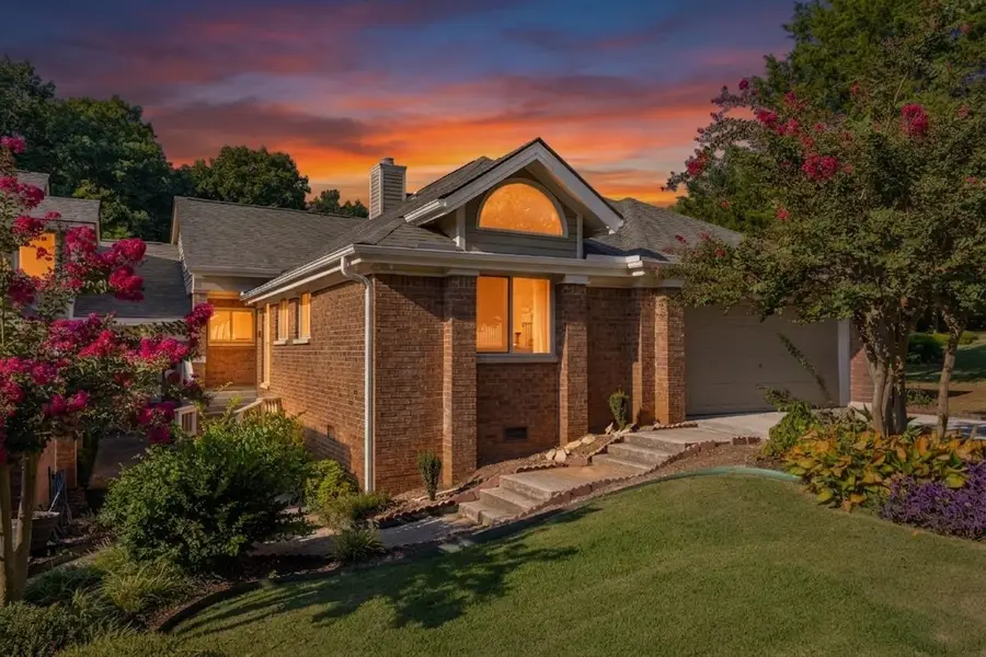 2032 Fairway Hills Dr #2032, Huntsville, AL 35802 - #2