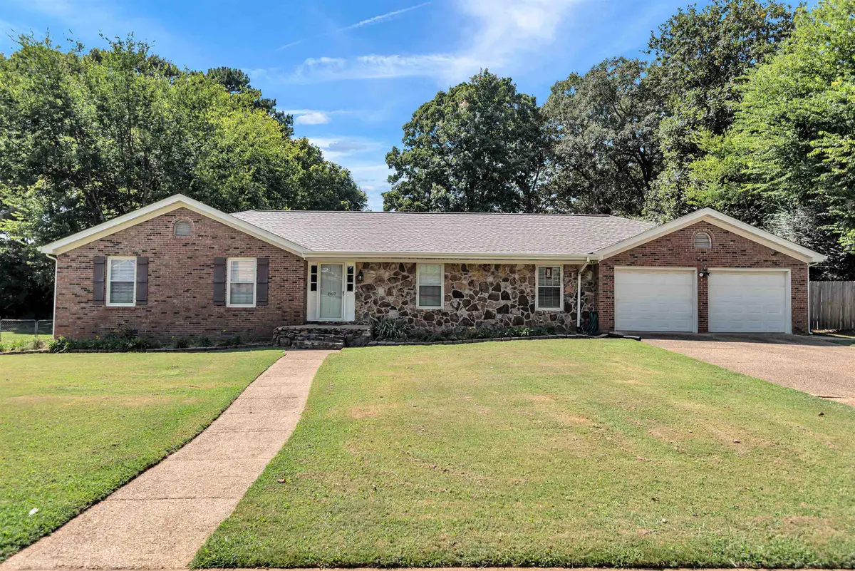 1907 Broadway Blvd, Florence, AL 35630 - #1