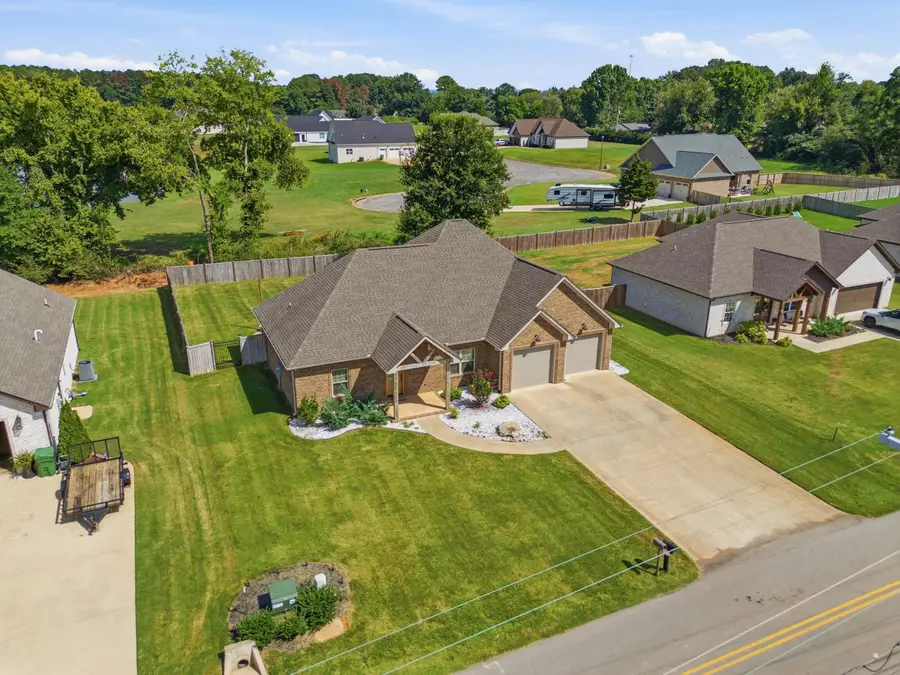 1211 Glendora Ave, Tuscumbia, AL 35674 - #2