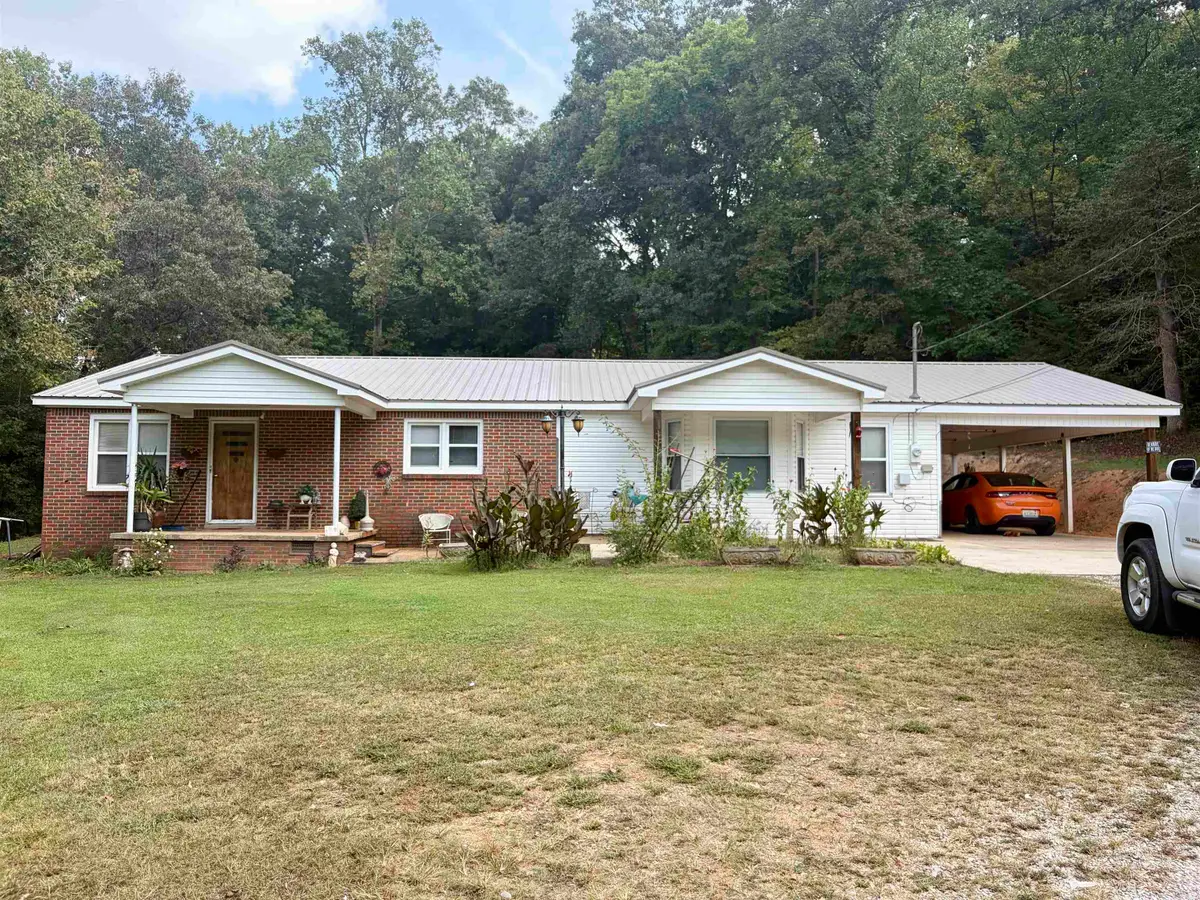 831 Co Rd 38, Florence, AL 35634 - #1
