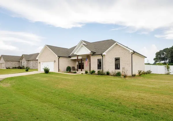 150 Spry Way, Killen, AL 35645