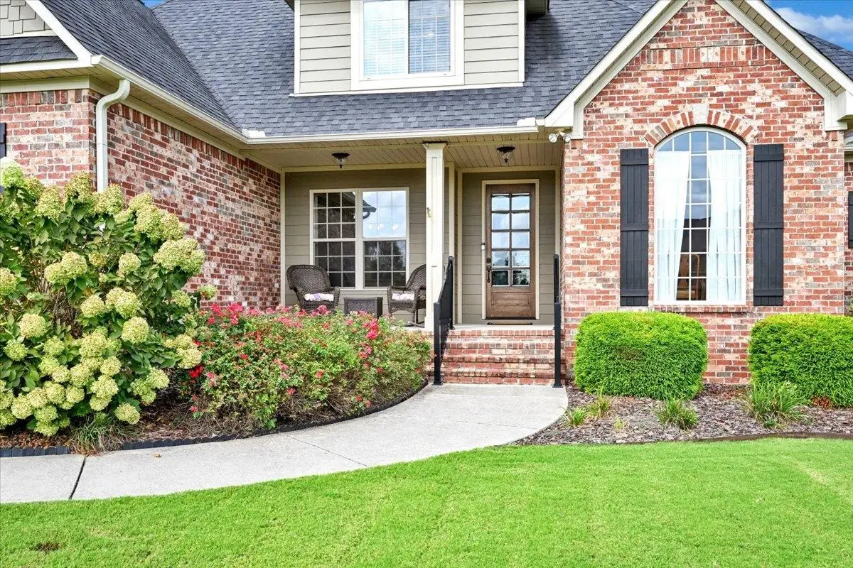 2217 SW Lakeshore Dr, Cullman, AL 35057 - #1