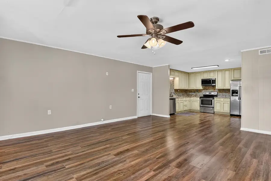 55 Lannes Dr, Killen, AL 35645 - #2