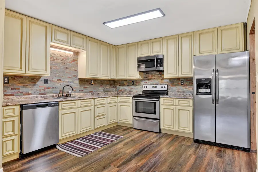 55 Lannes Dr, Killen, AL 35645 - #3