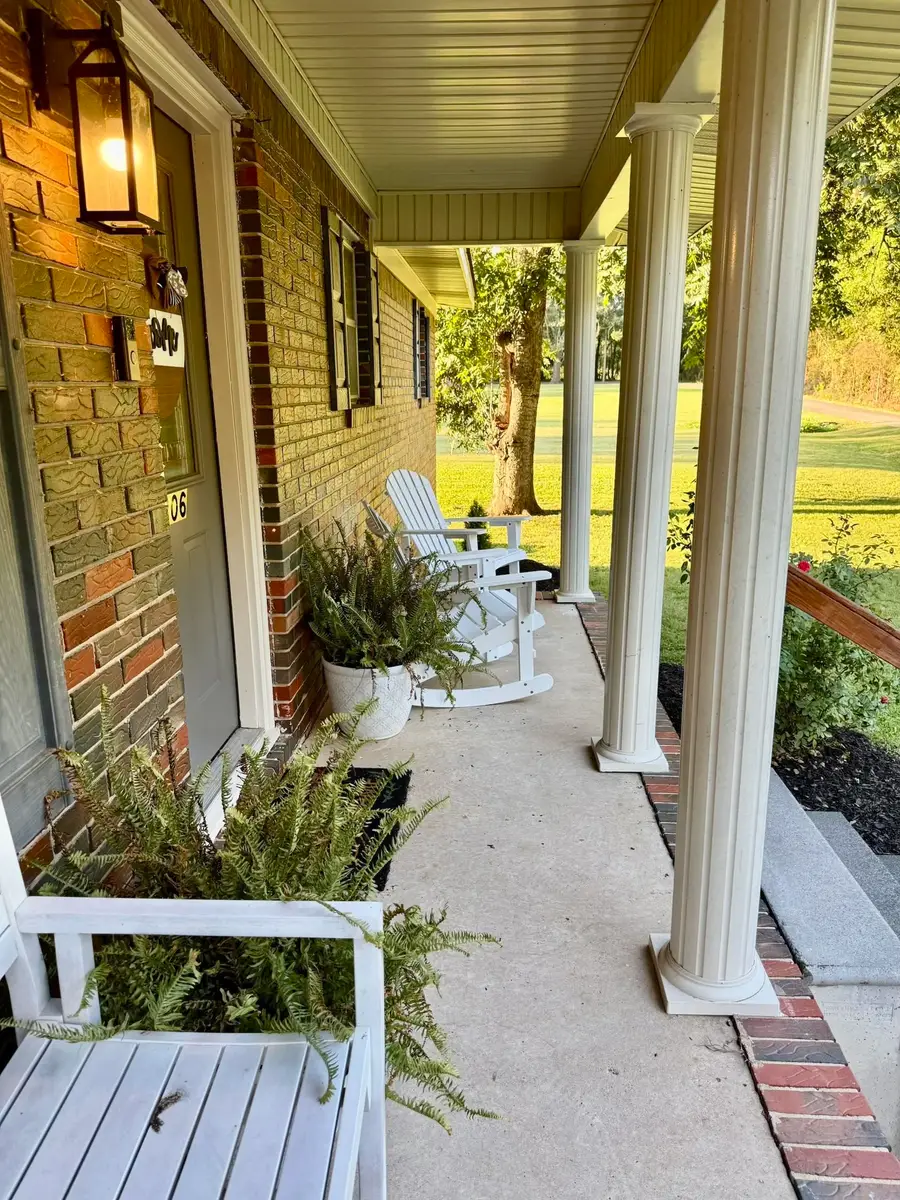 1206 Cossey Dr, Tuscumbia, AL 35674 - #3